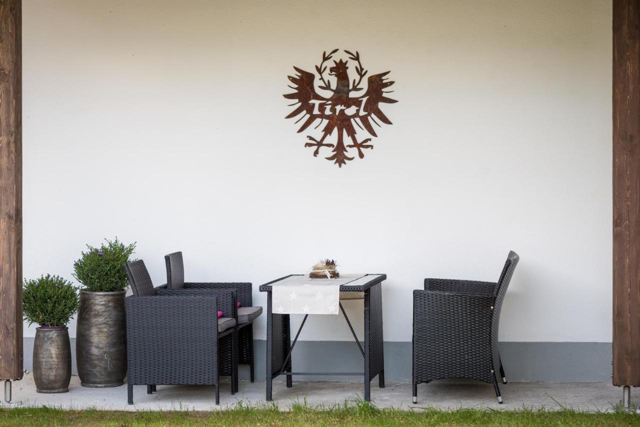 Ninas Residenzerl Apartment Kolsassberg Exterior foto